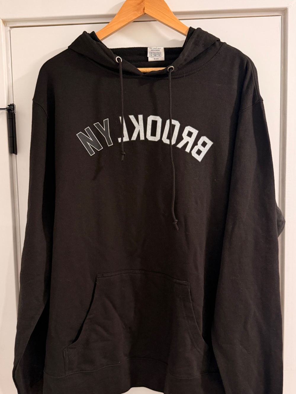 Brooklyn reverse Graphic Hooded Sweatshirt - Black XL